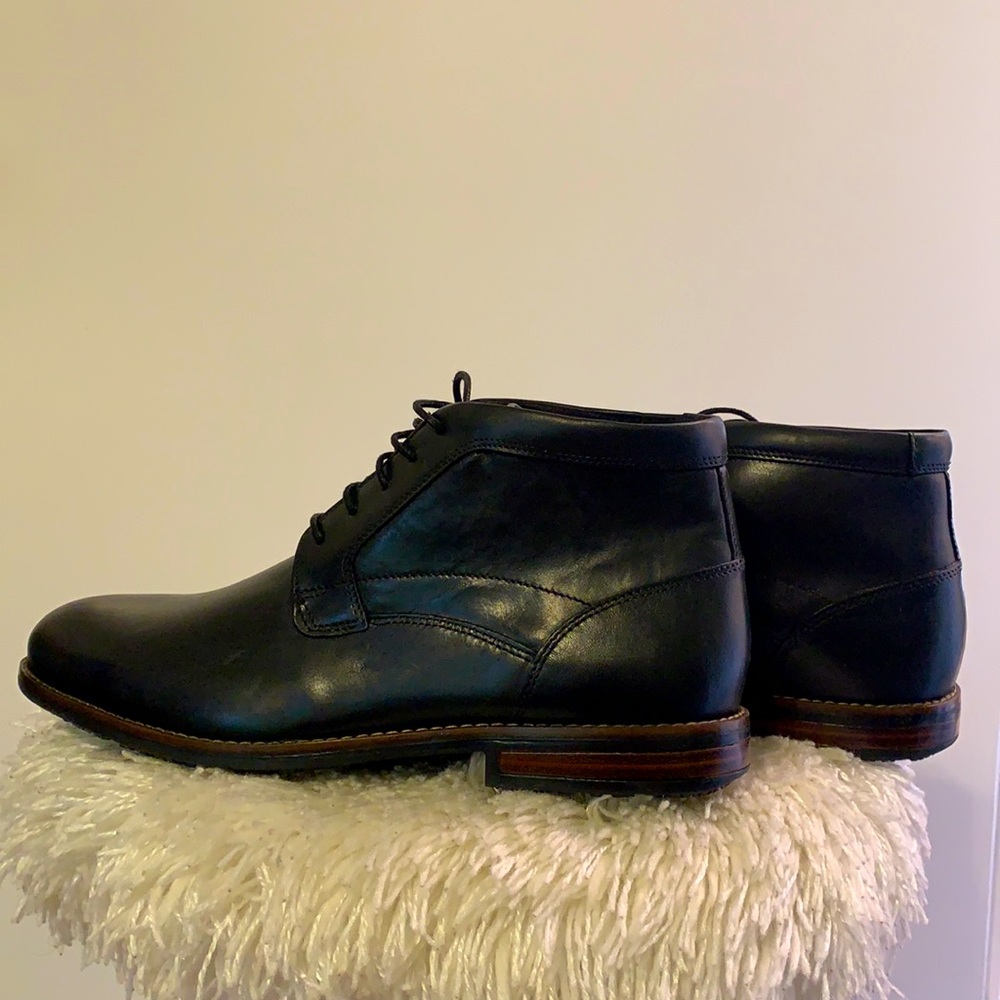 Rockport dress shoes size 8.5